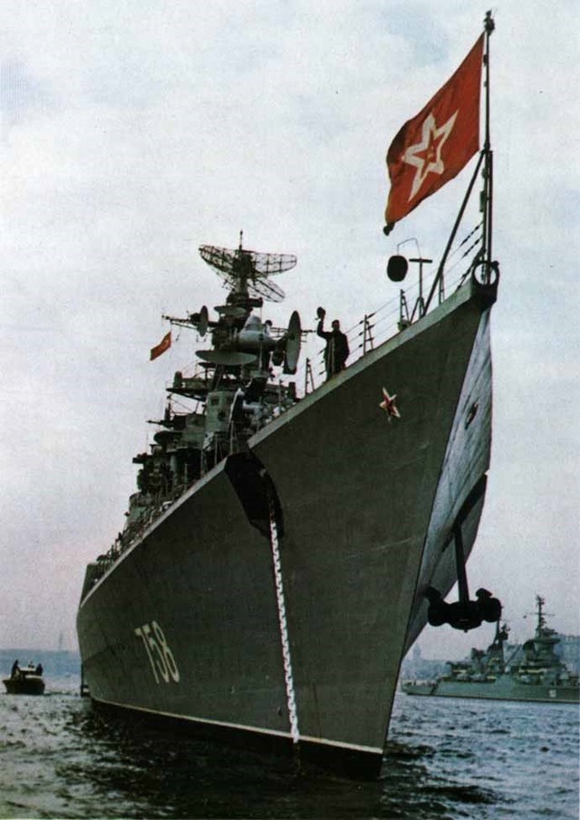 Soviet-Era Pictures — Partisan1943: Soviet Sverdlov-class Cruiser...