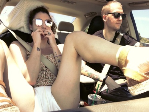 princessbabybubblegum:Road trip with Daddy! No need for potty...