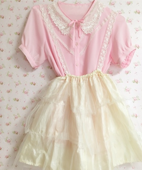 yuki-teddy:vintage pink blouseplease do not remove the...