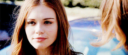 Joanna Tully | Lady of the Riverrun and mistress of whisperers | fc: Holland Roden | TAKEN. Tumblr_oslm5w682l1worqdmo2_500