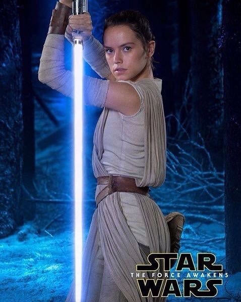 Does anyone have the image of Rey in this pose in high quality? Please ...