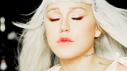 tumblr_o2a3xoDxrB1s54smho1_500.gif