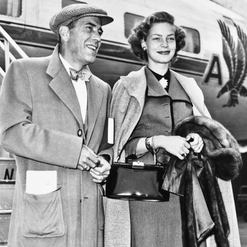 elvis-pink-cadillac:Timeless Celebrities at Airports