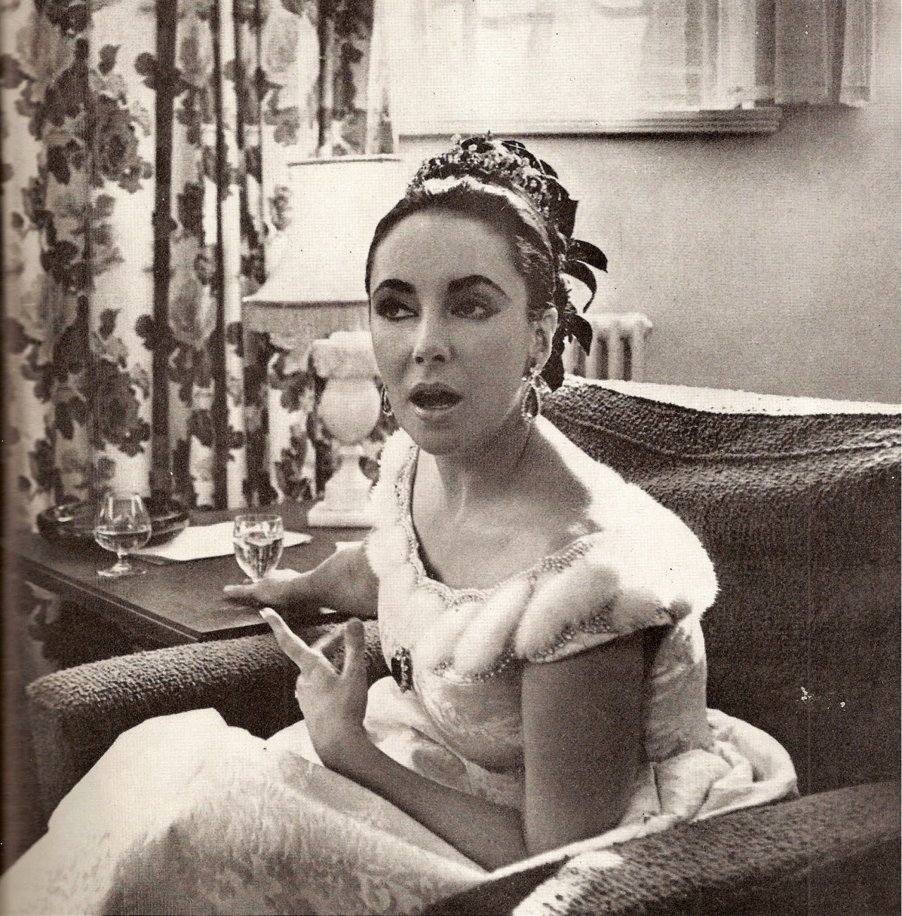 Elizabeth Harrower (actress) nude (21 fotos) Hot, YouTube, in bikini