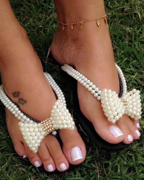 unbelievablefeet:Twitter Webfinds - Source: @YLintik