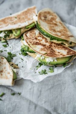 life1nmotion:Quesadillas with Feta, Hummus and Avocado