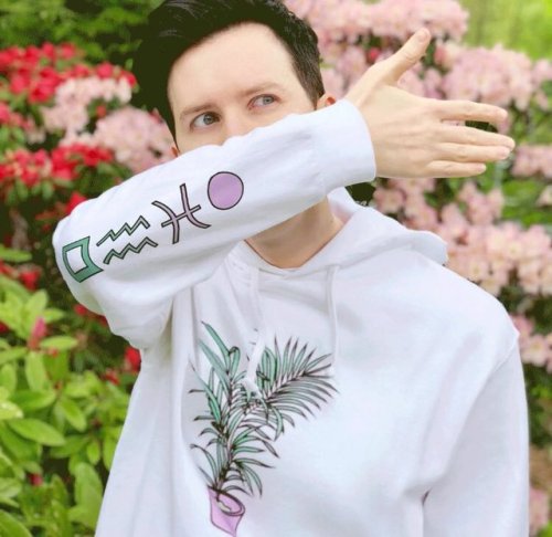 amazignphil:PHIL MERCH!