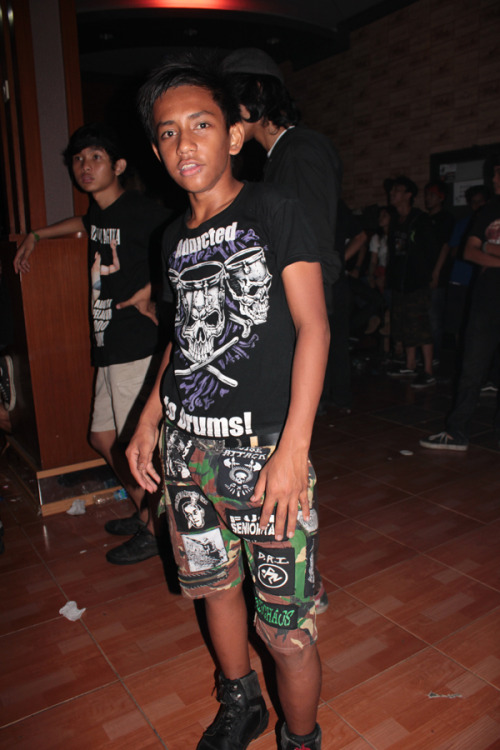 blackiexblast:awesome punx in medan, indonesiaphotos by...