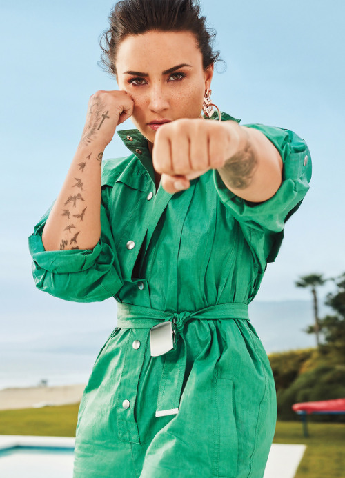 womensco:Demi Lovato (InStyle Magazine) 