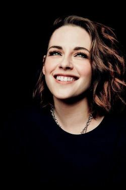 Kristen Stewart via : somecrushovertherainbow
