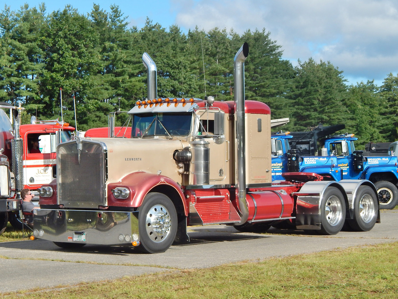 Semitrckn — Kenworth custom W900A