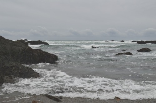 megarah-moon:Let the sea carry me away.(Glass Beach- Fort...