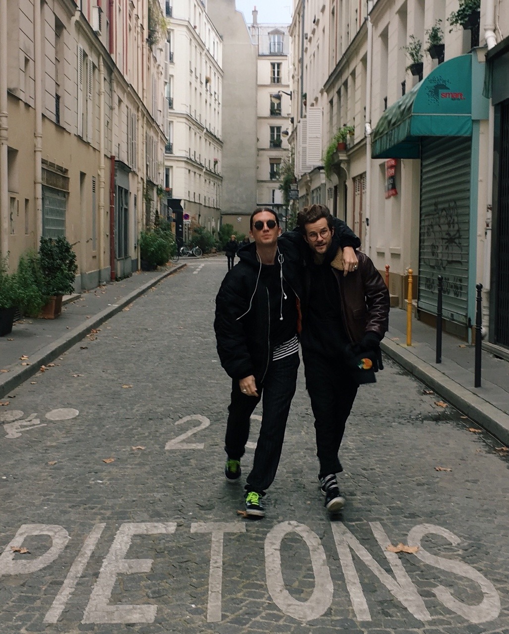 LANY – hi from paris