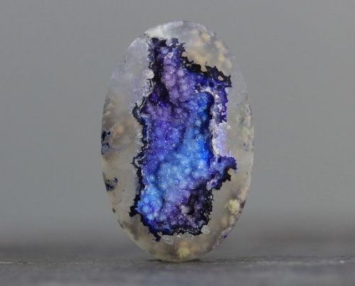 gorgeousgeology:Gorgeous druzy geodes, these are truly...