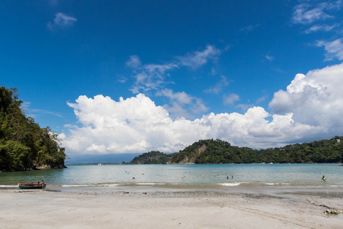 Life’s a beach - Pura Vida on Flickr.#puntaquepos...