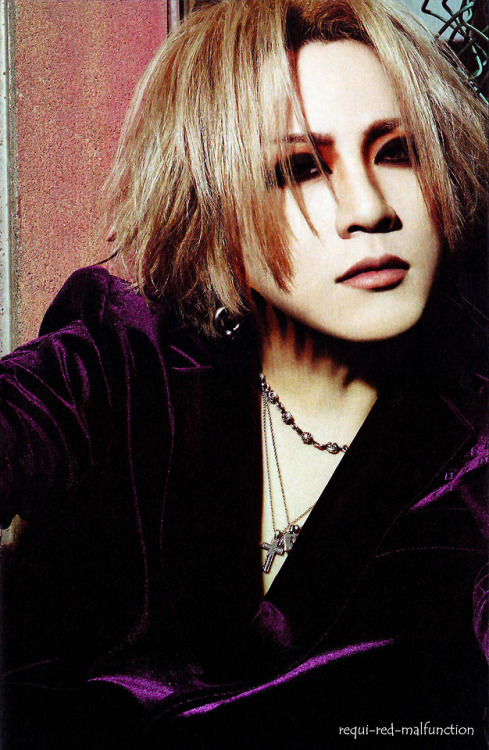 requi-red-malfunction:RUKI - ROCK AND READ 078 - edit