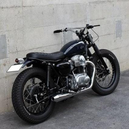 #Kawasaki #w650 #bratstyle...