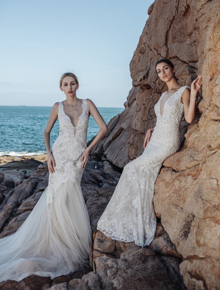 Lusan Mandongus Versace Anemone Gowns From The Lusan Mandongus