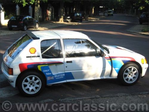 nerddecarro:Peugeot 205 Turbo 16 1984