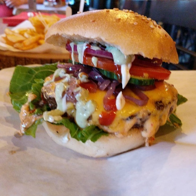 TRIPLE B - ZUFFENHAUSEN CHEESEBURGER,... - STUTTGARTER BURGER