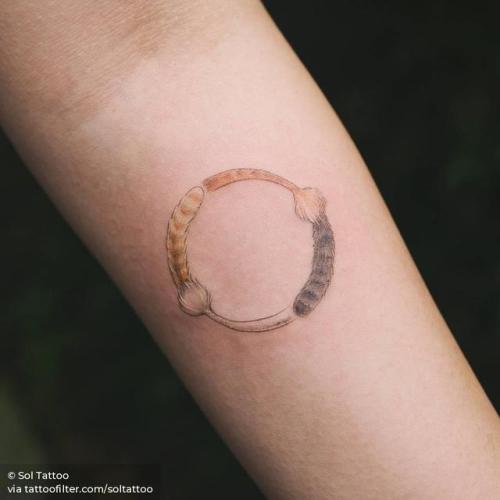 By Sol Tattoo, done in Seoul. http://ttoo.co/p/29824 geometric shape;small;circle;facebook;twitter;inner forearm;soltattoo;illustrative