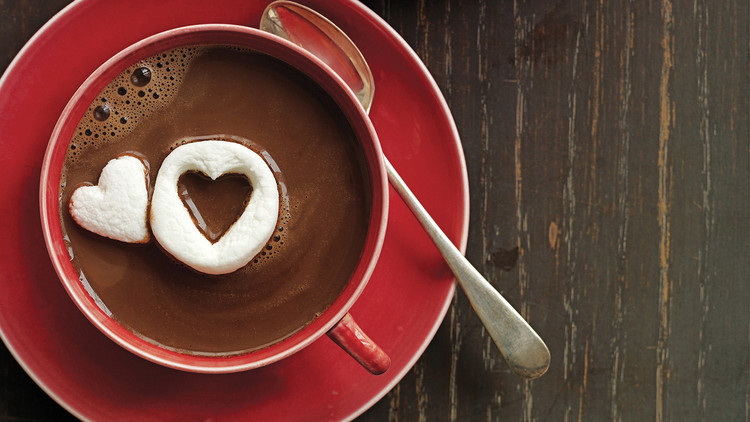 sweetoothgirl:“ Hot Chocolate with Marshmallow Hearts”