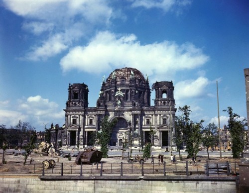 tetrismusic:Berlin 70 years ago in the Summer 1945.