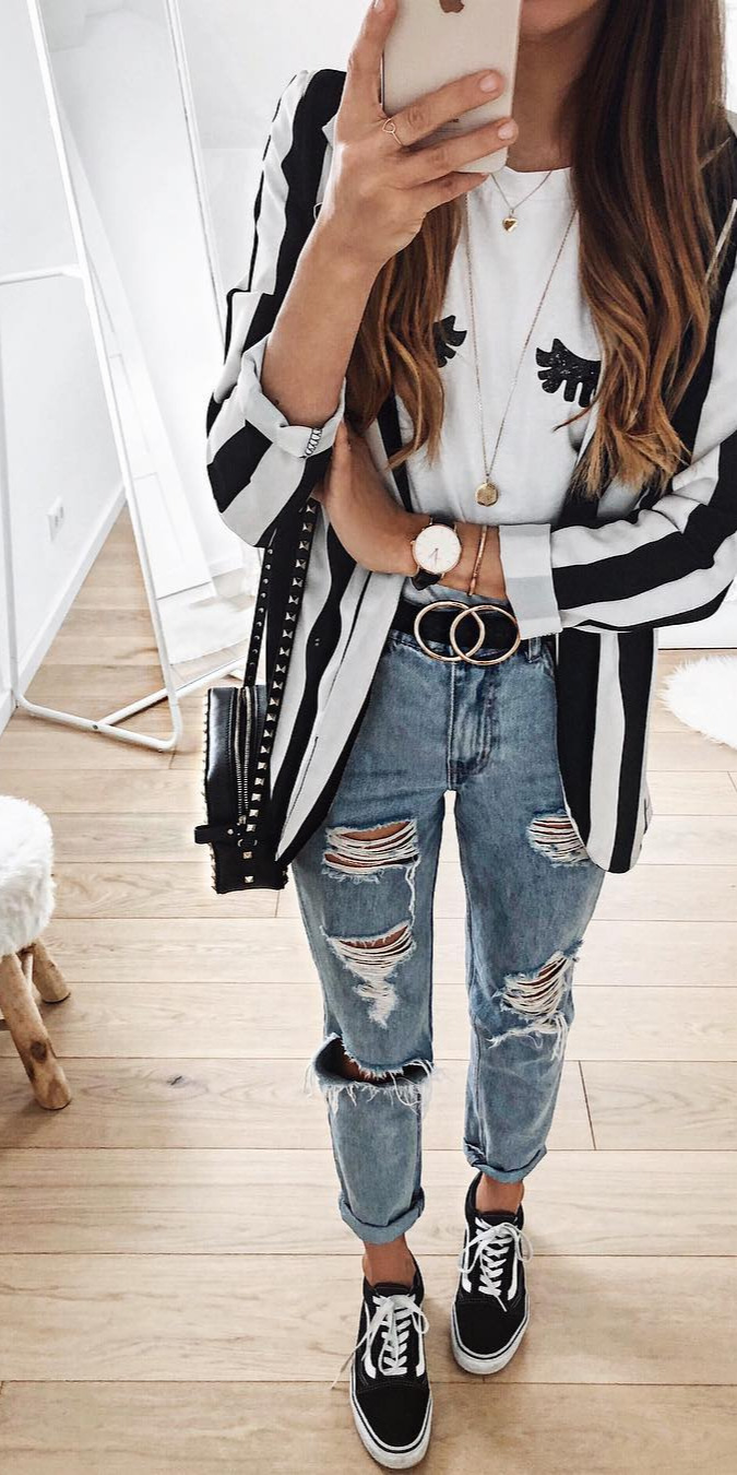 60+ Amazing Spring Outfit Ideas to Feel In Love With - street fashion, celebrity weddings, #Dress, #Fashionblogger Heutiges Outfit , stripes , blazerlove , blazer , outfit , wiwt 