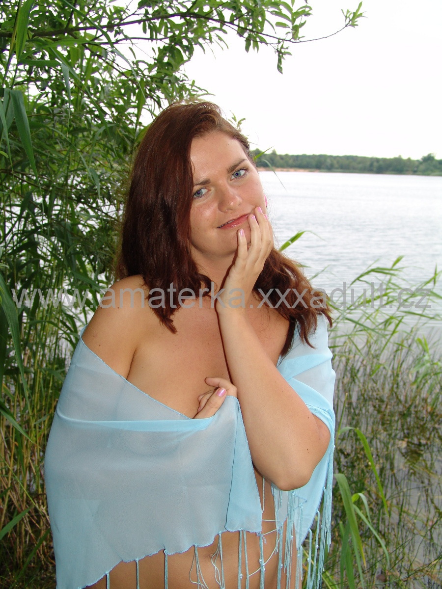 Nahé MILFka sex fotky