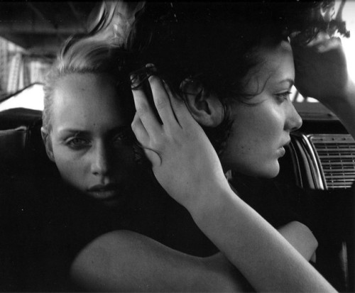 baywts3:Amber Valletta and Shalom Harlow by Craig McDean for W...