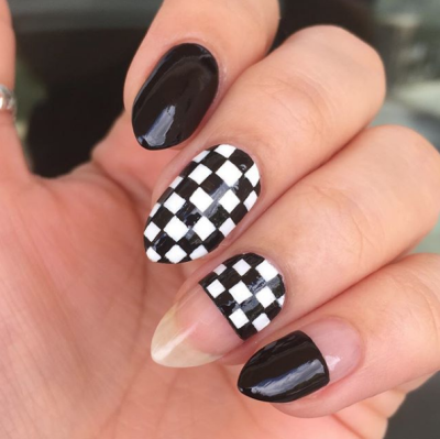 checkered nail art