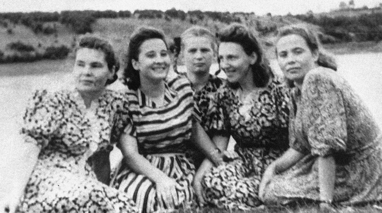 Find the cosmonaut. Valentina Tereshkova among her friends, 19 July 1956 (age 19).