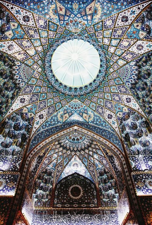 ledecorquejadore:ceilng of the imam hussein shrine, karbala,...