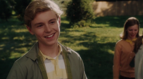 Callan McAuliffe on the walking dead