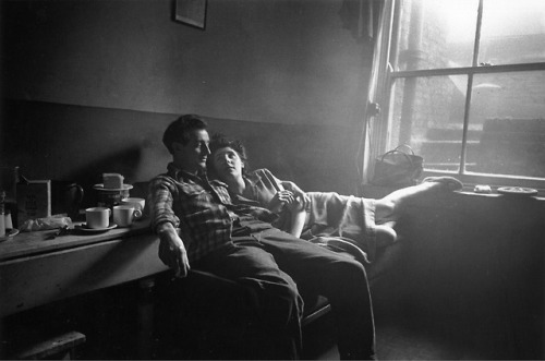 undr:Bert Hardy. Basement Blues. Elephant and Castle, South...