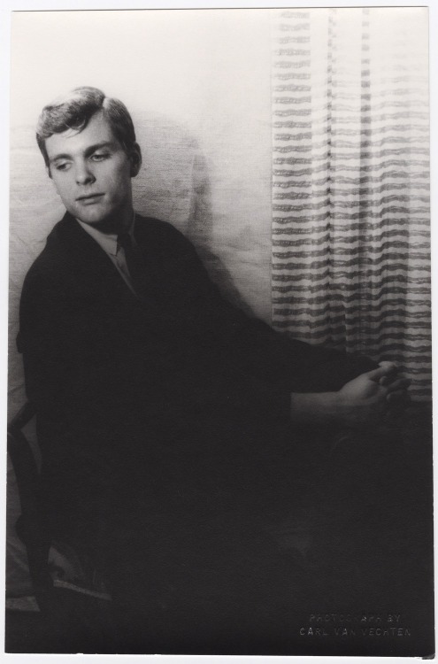 keirdullea:Keir Dullea.  Photo taken on Dec. 12, 1961 by Carl...