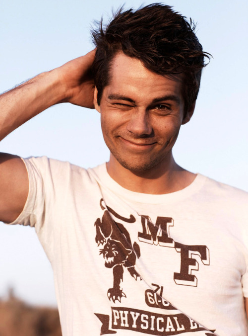 Dylan OBrien cute boy brown eyes adorable boys handsome sexy lips smile arms biceps hot boys hottie hunky sexy boys gorgeous lovely boy fashion menswear tshirt photoshoot actors