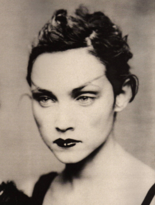 boudhabar:Paolo Roversi