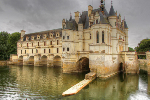 allthingseurope:Chateau de Chenonceau, France (by Nektarios)