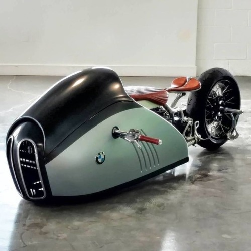 themotoblogs:One of the wildest but awesome BMW Motorcycles...