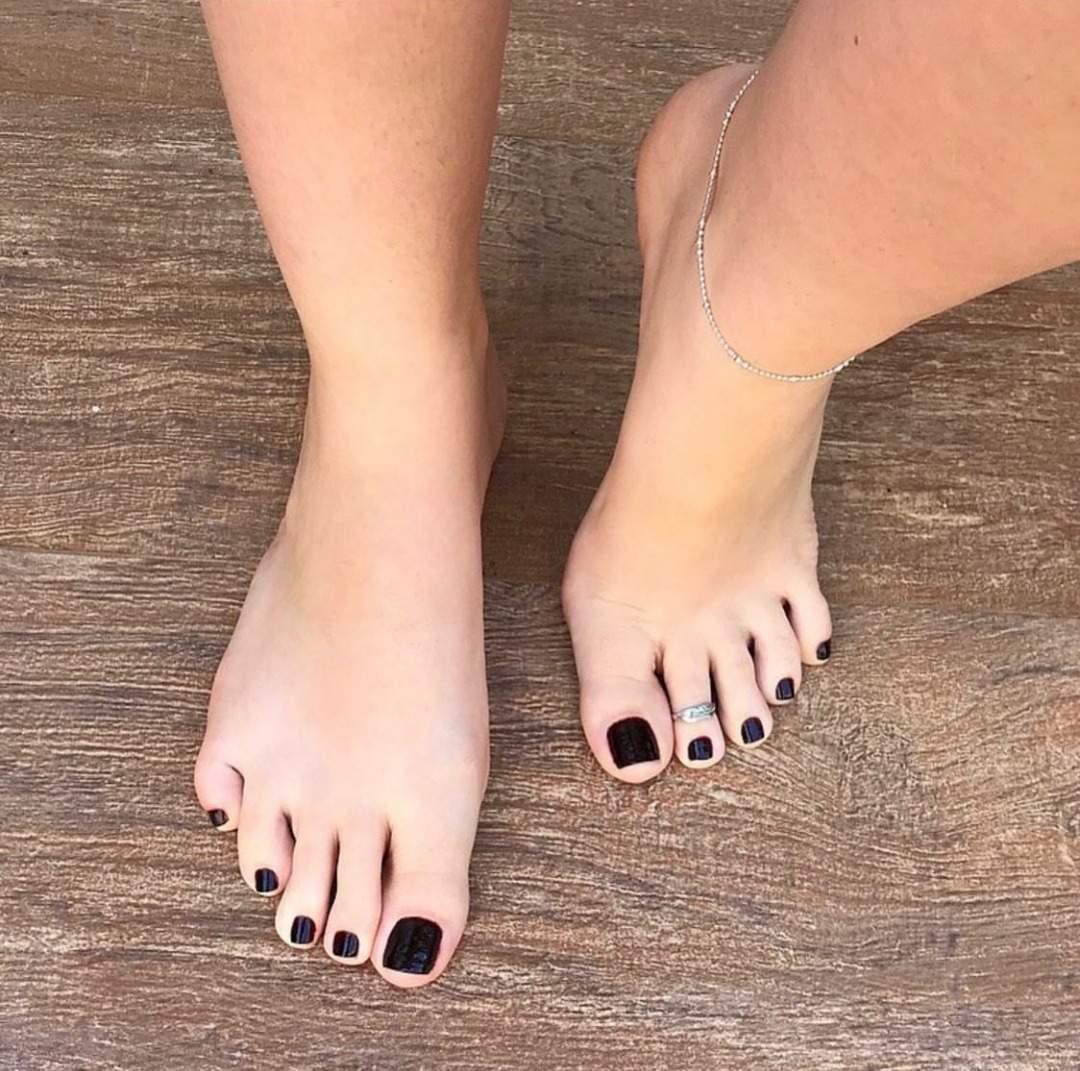 Girls Feet Lover Of Black