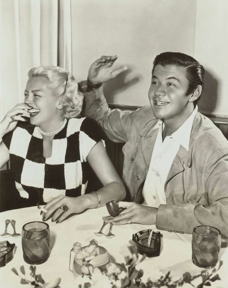 Lana Turner, oyuncu: biyografi, filmografi Lana Turner, oyuncu: biyografi, filmografi