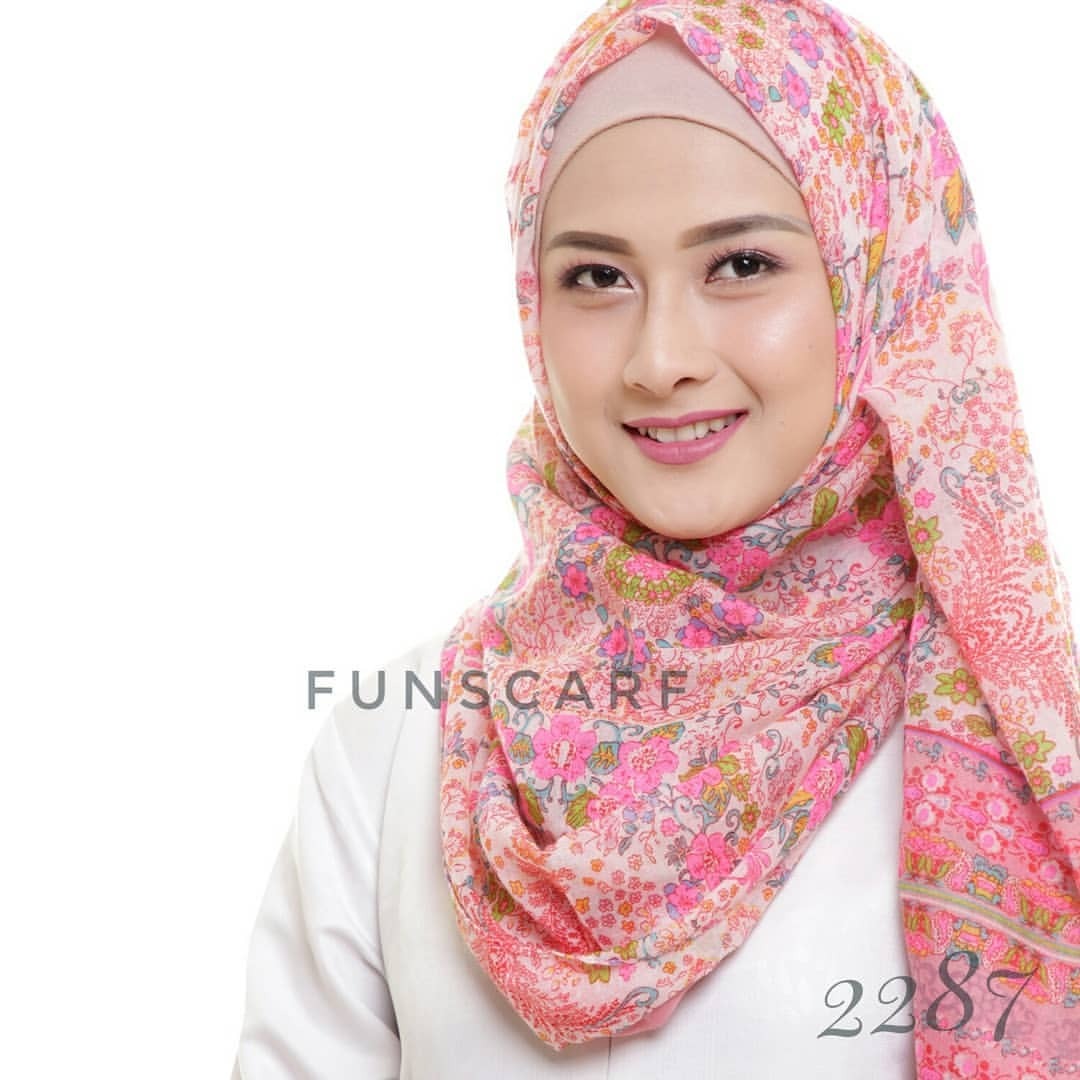 Untitled a Pashmina import Kode 2287 iBahani ipolyesteri 