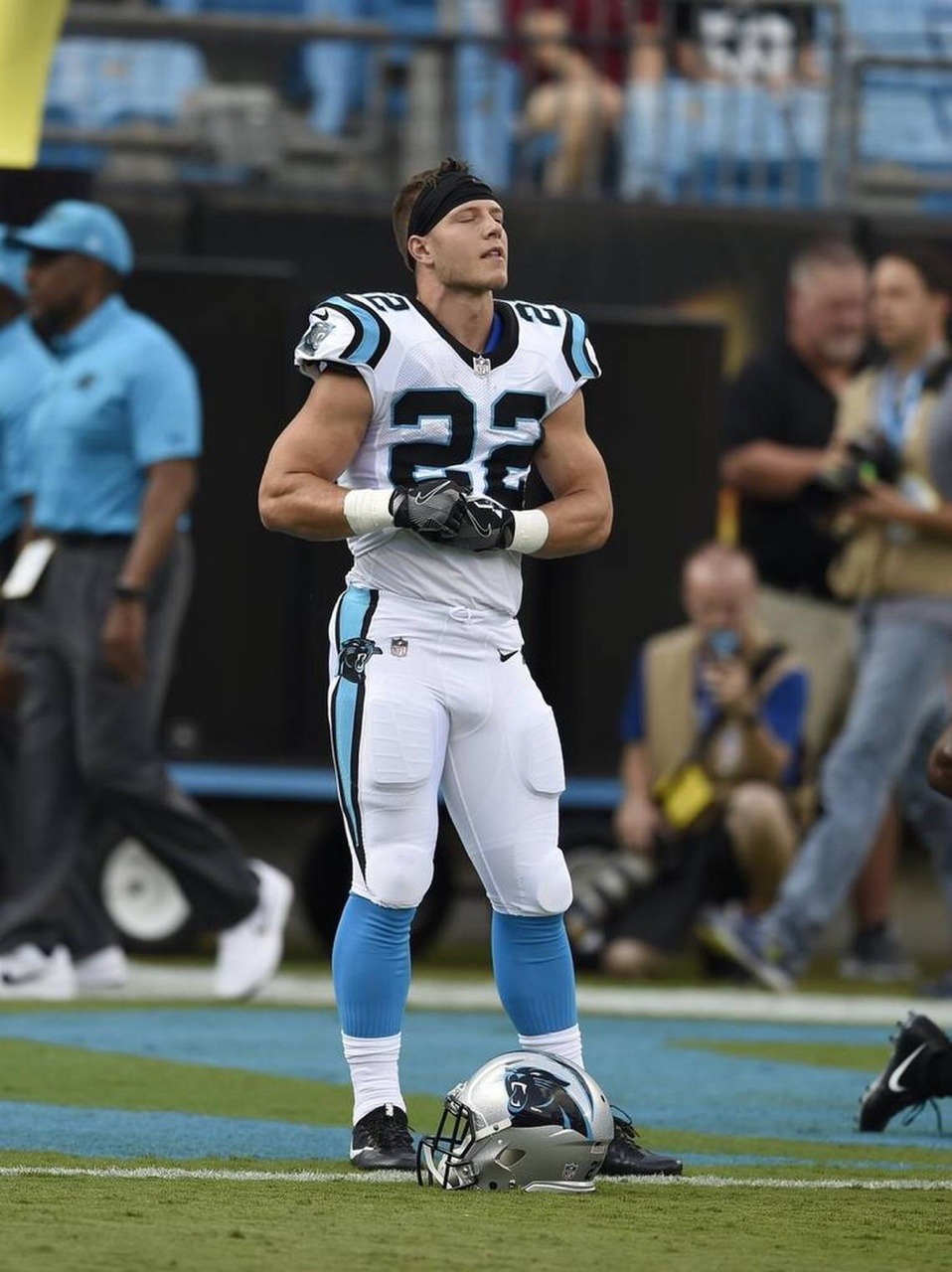 CHRISTIAN MCCAFFREY BULGE VHMAN