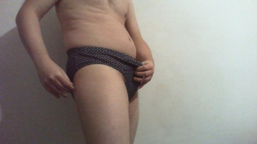 Some more of me on my hot Van Heusen bikini briefs!