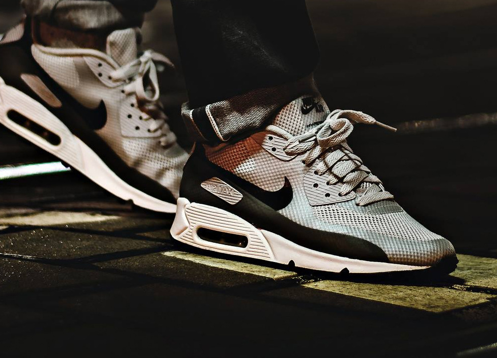 nike id air max 90 hyperfuse