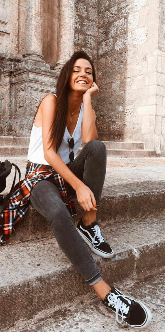 13+ Casual Outfits to Try Right Now in Summer 2019 - Minda's Ideas
