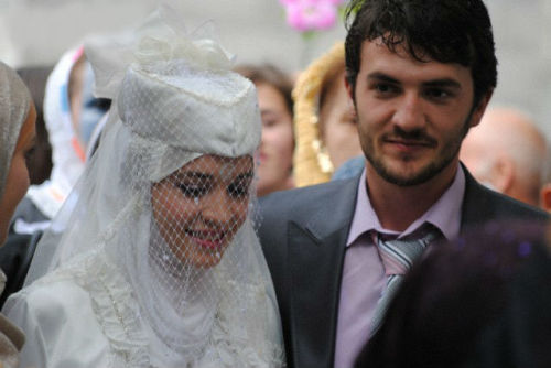 Bosnian Singles - Bosnian Personals - LoveHabibi