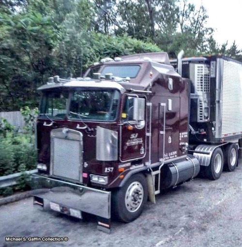 truckingworldwide2:1989 Coe Kenworth custom K100 aerodyne