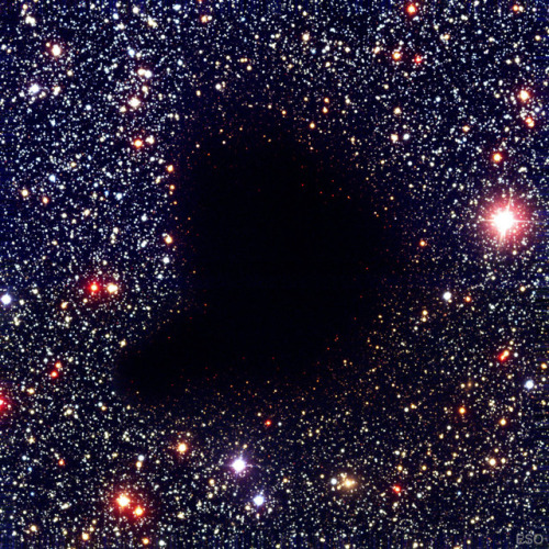 just–space:Dark Molecular Cloud Barnard 68 : Where did...